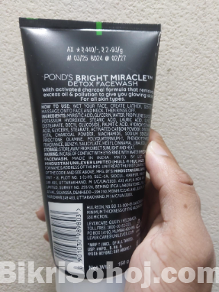 POND'S Bright Miracle Detox Facewash Charcoal - 150gm